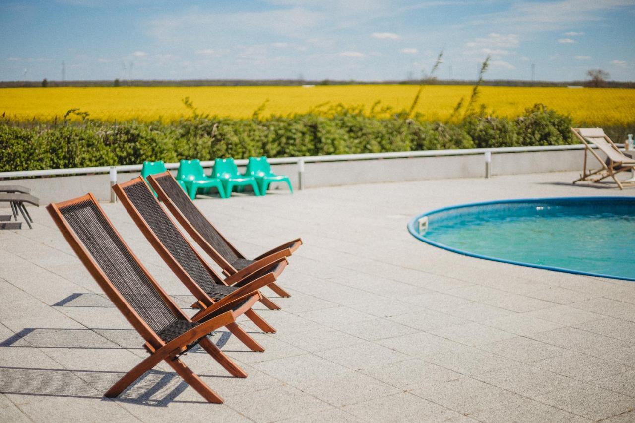 Apartamenty Rodzinne Plater74 Darłowo Exteriör bild